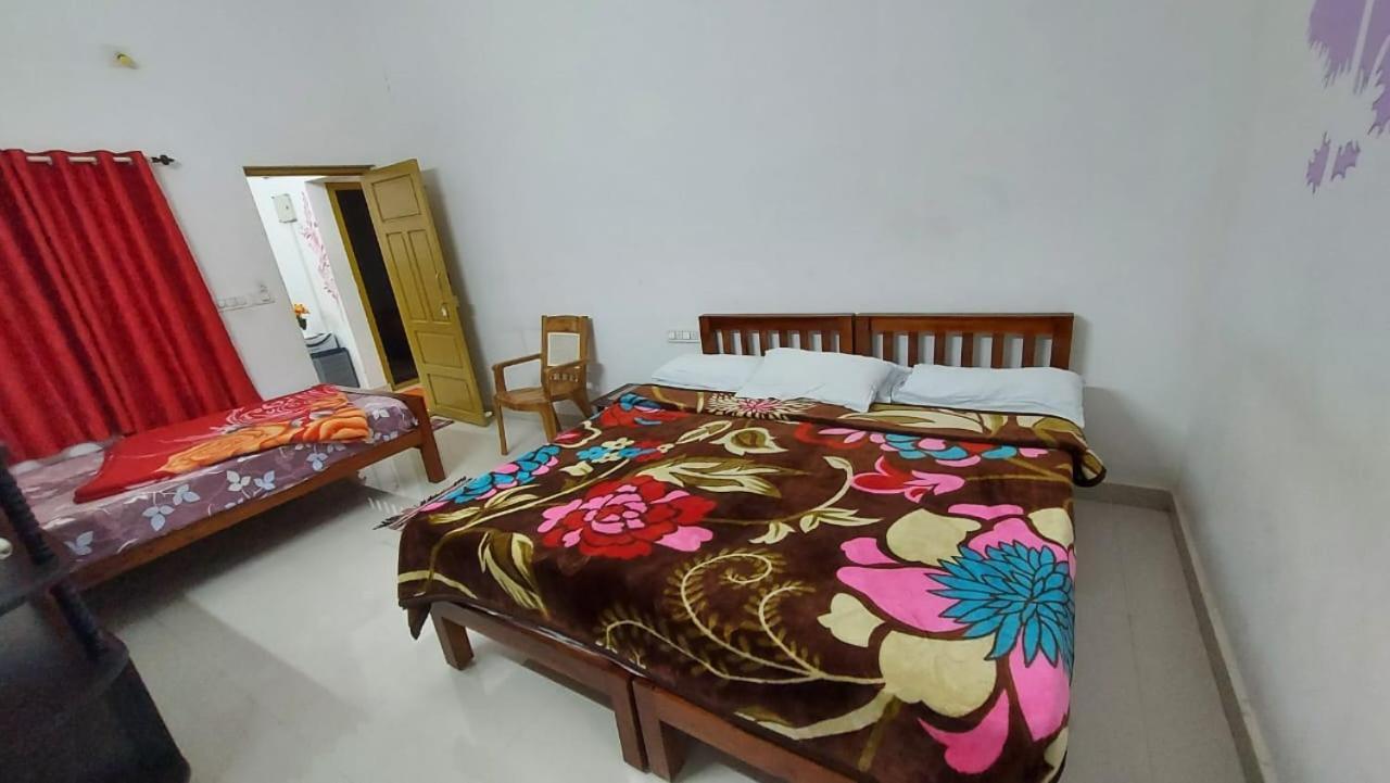 Greenpepperhomestay Munnar Anaviratty Extérieur photo