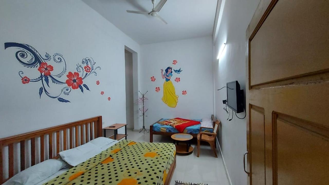 Greenpepperhomestay Munnar Anaviratty Extérieur photo