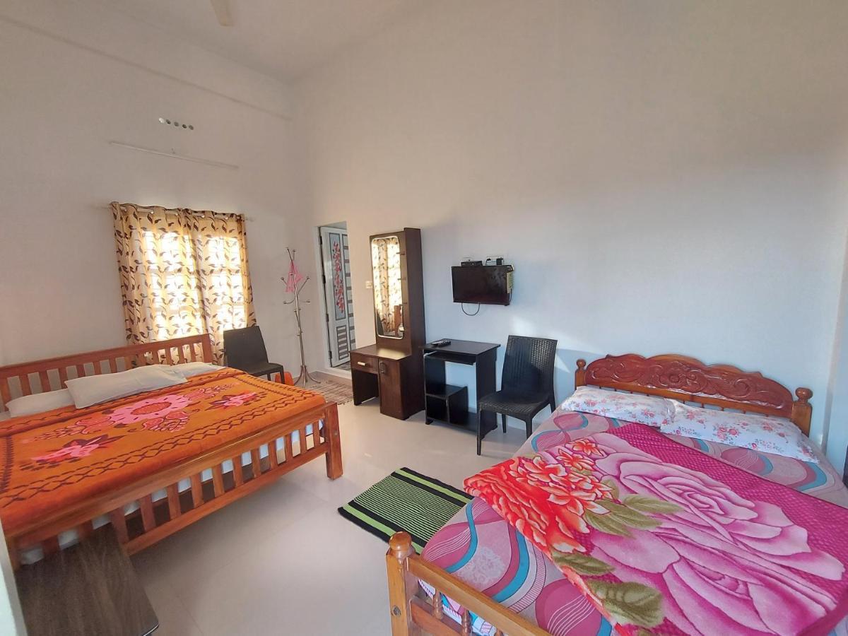 Greenpepperhomestay Munnar Anaviratty Extérieur photo