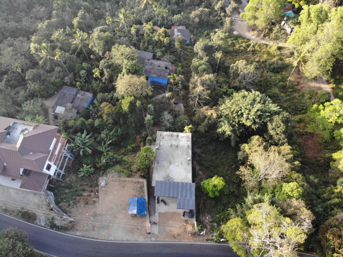 Greenpepperhomestay Munnar Anaviratty Extérieur photo
