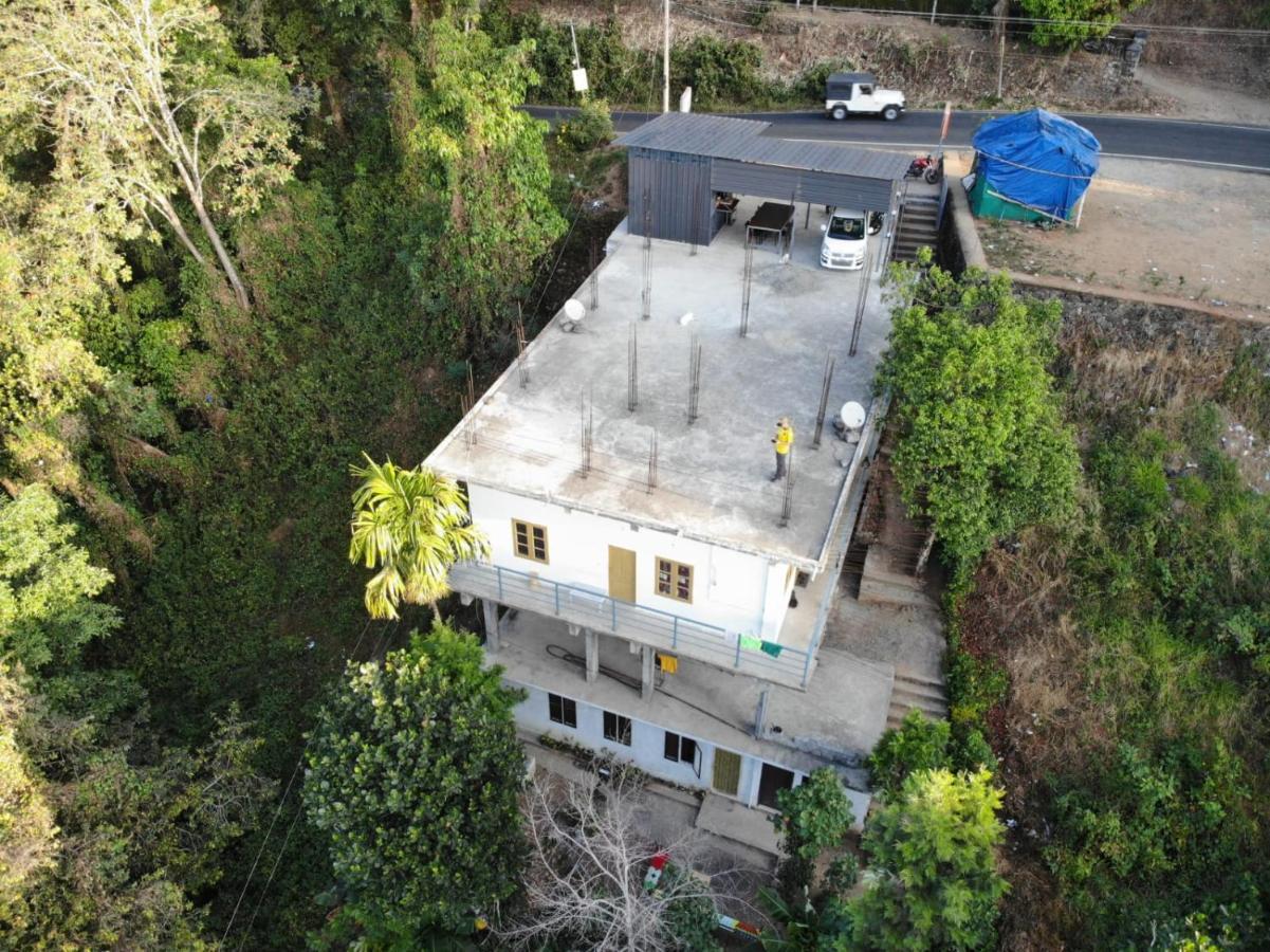 Greenpepperhomestay Munnar Anaviratty Extérieur photo