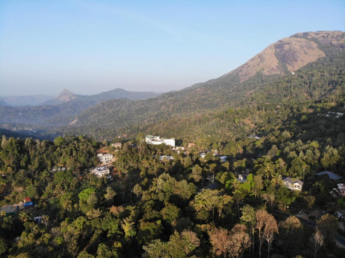 Greenpepperhomestay Munnar Anaviratty Extérieur photo